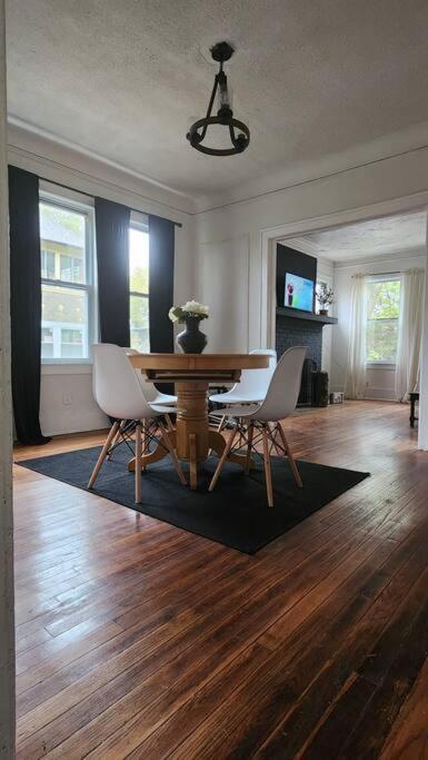 Old House Apartment