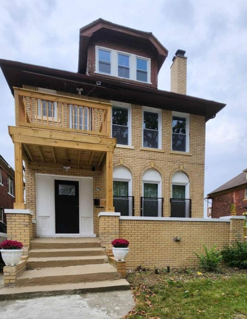 Old House *